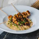 Espetinhos de frango ao teriyaki